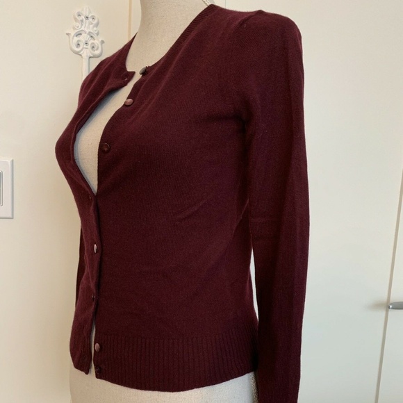 NWT J.Crew Cashmere Cardigan Solid Burgundy - Picture 4 of 6